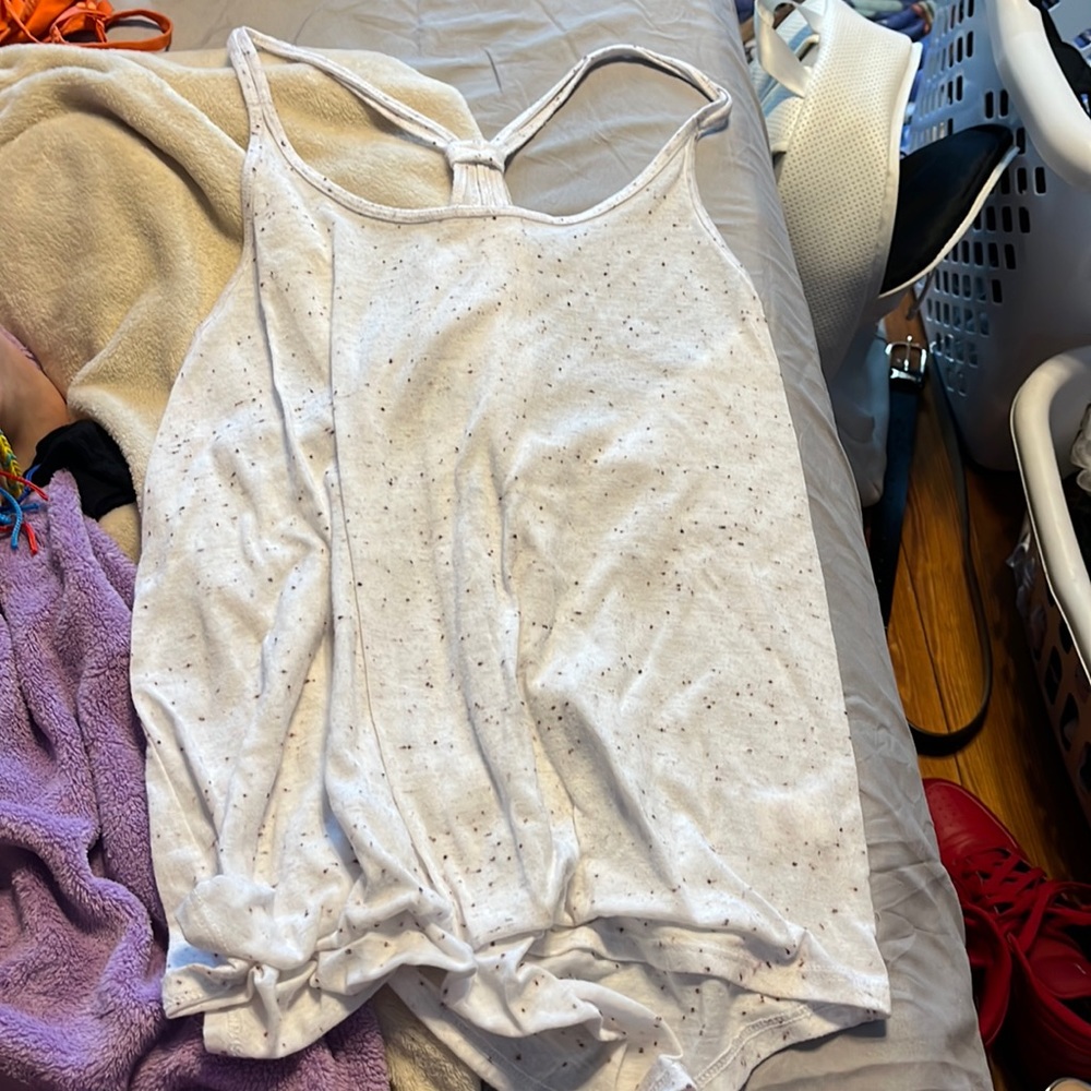 workout shirt